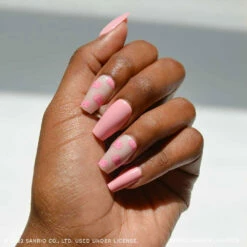 Budget ❤️ glamnetic Hello Kitty Pink Nails 🌟