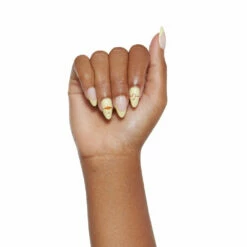 Best deal 🧨 glamnetic Pompompurin Nails 🔔 -Cheapglamnetic Store 2022 06 Pompompurin Hand WebOpt 02