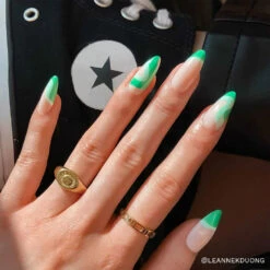 Cheapest โ๏ธ glamnetic Groovy Green ๐